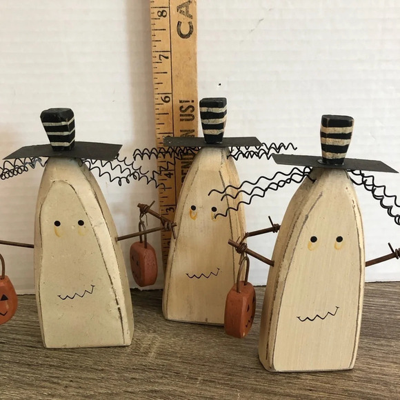 Dan DiPaolo  and Primitives by Kathy Ghosts - Picture 6 of 6